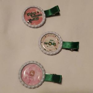 NEW JOHN DEERE BOTTLECAP CLIPPY TRIO NO. 1